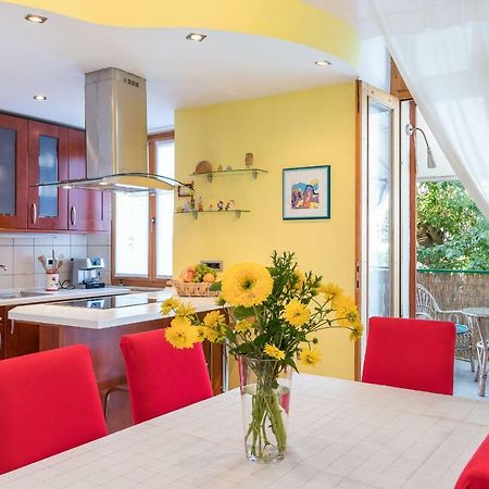 Apartman Vesna พูลา ภายนอก รูปภาพ